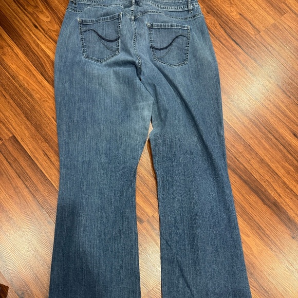 Lane Bryant and Torrid Tall/XT Bootcut Jeans - Picture 3 of 7